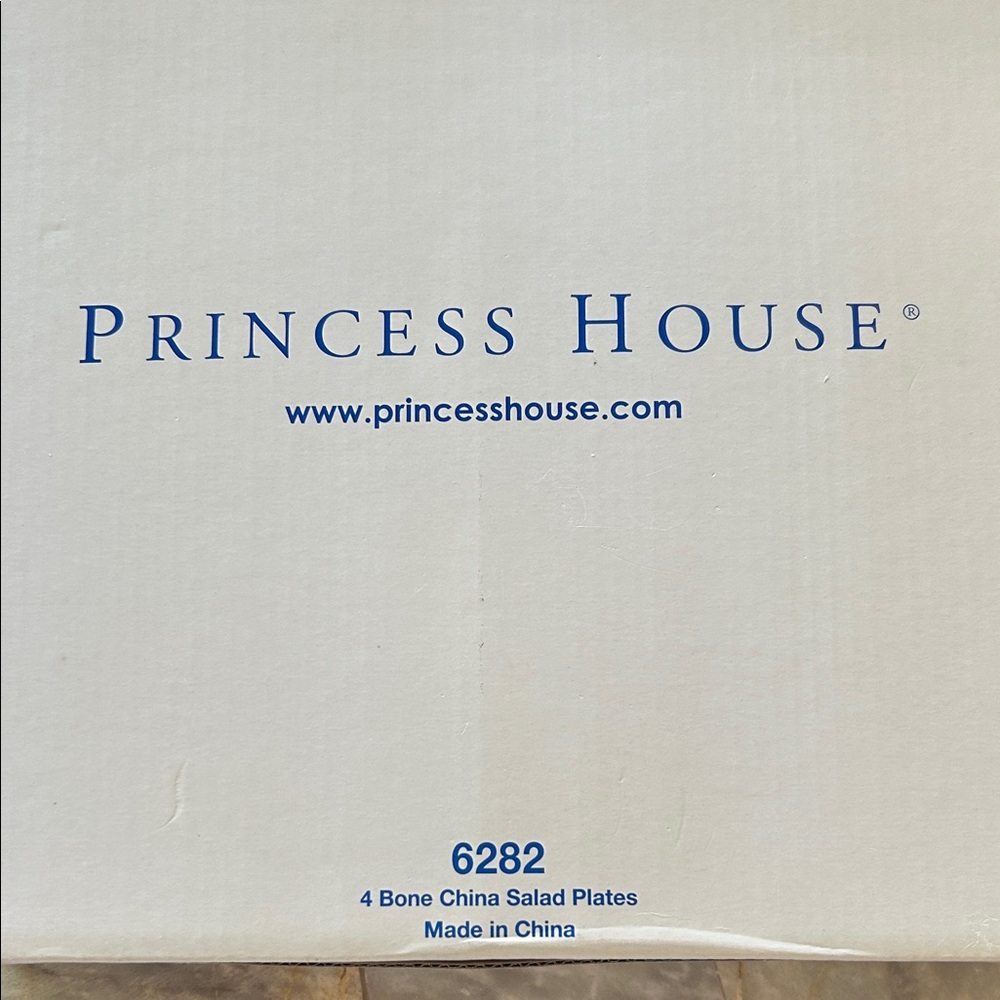 Princess House Bone China Set in White